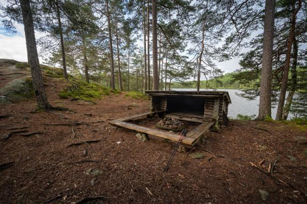 Handskesjön raststuga