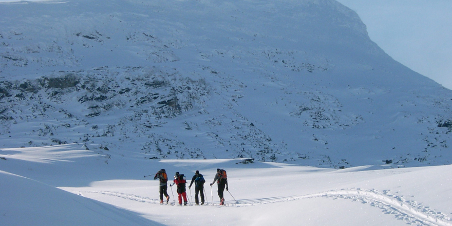 AKT_WEBB_grupp_vinterfjäll.jpg